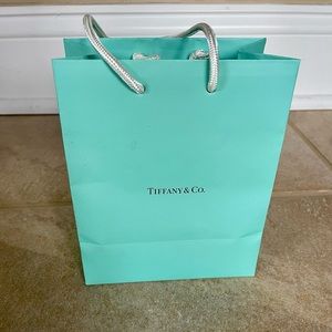 Small Tiffany bag for jewelry box size